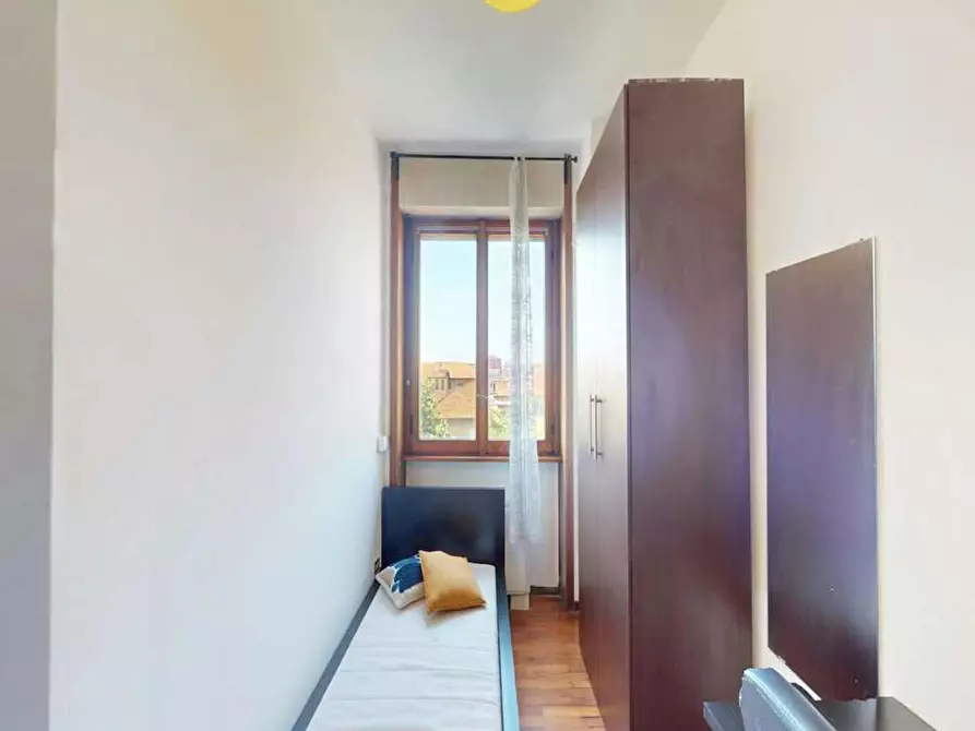 Immagine 3 di Camera in affitto  in Via Giuseppe Frua a Milano