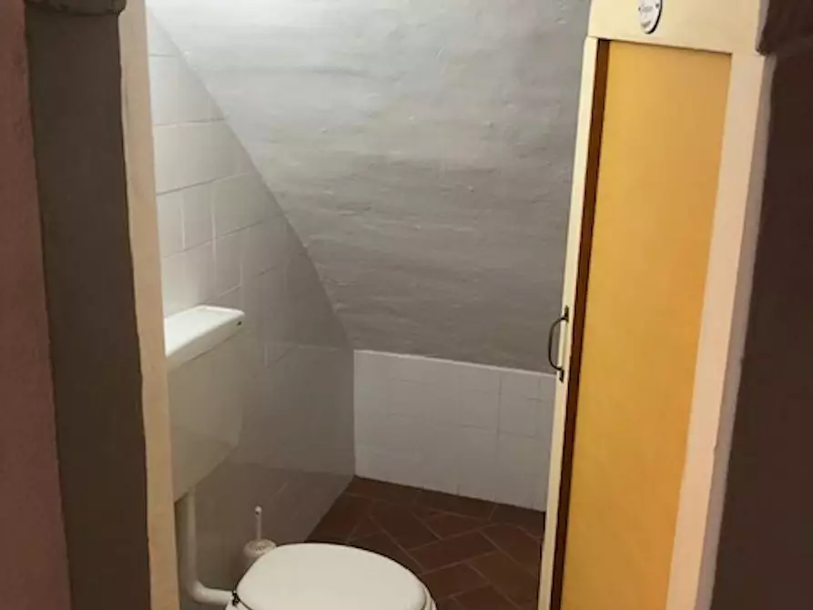 Immagine 9 di Appartamento in affitto  in Via Livornese a Lastra A Signa