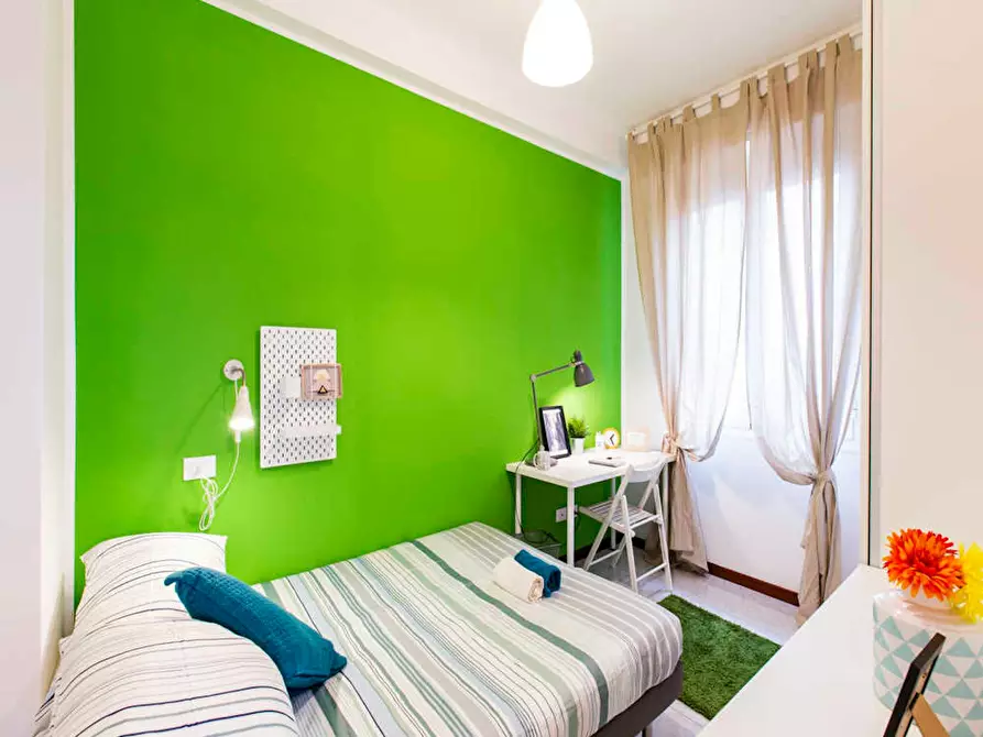 Immagine 2 di Camera in affitto  in Largo Cavalieri di Malta a Milano