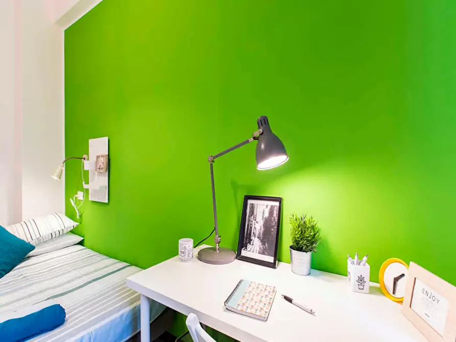 Immagine 5 di Camera in affitto  in Largo Cavalieri di Malta a Milano