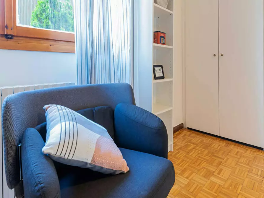 Immagine 8 di Camera in affitto  in Via del Reno a Milano