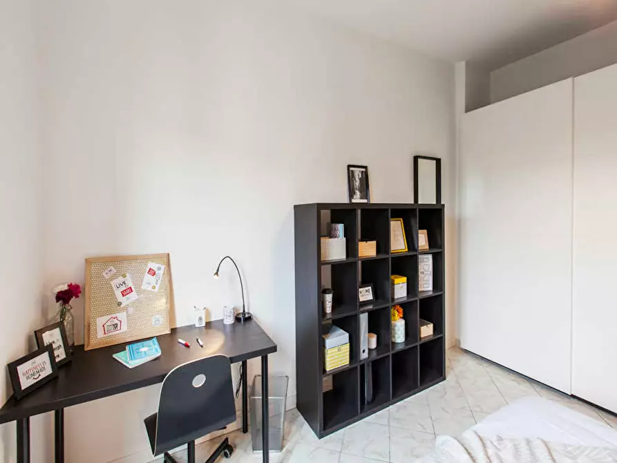 Immagine 6 di Camera in affitto  in Via Salvatore Barzilai a Milano