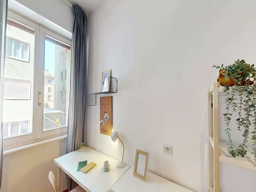 Immagine 4 di Camera in affitto  in Via Copernico a Milano