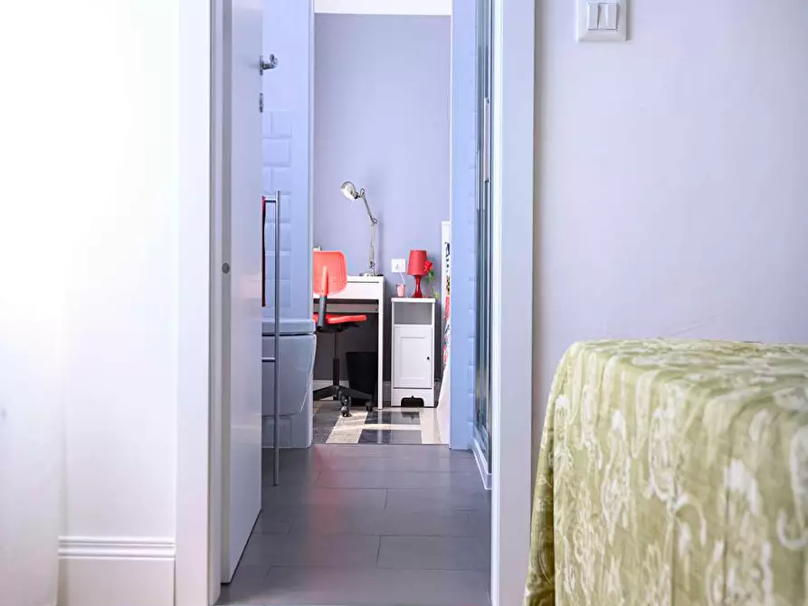 Immagine 4 di Camera in affitto  in Via Spalato a Milano