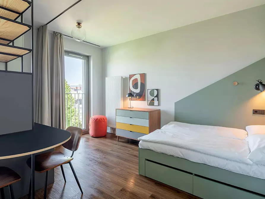 Immagine 5 di Appartamento in affitto  in Braunschweiger Straße a Berlin