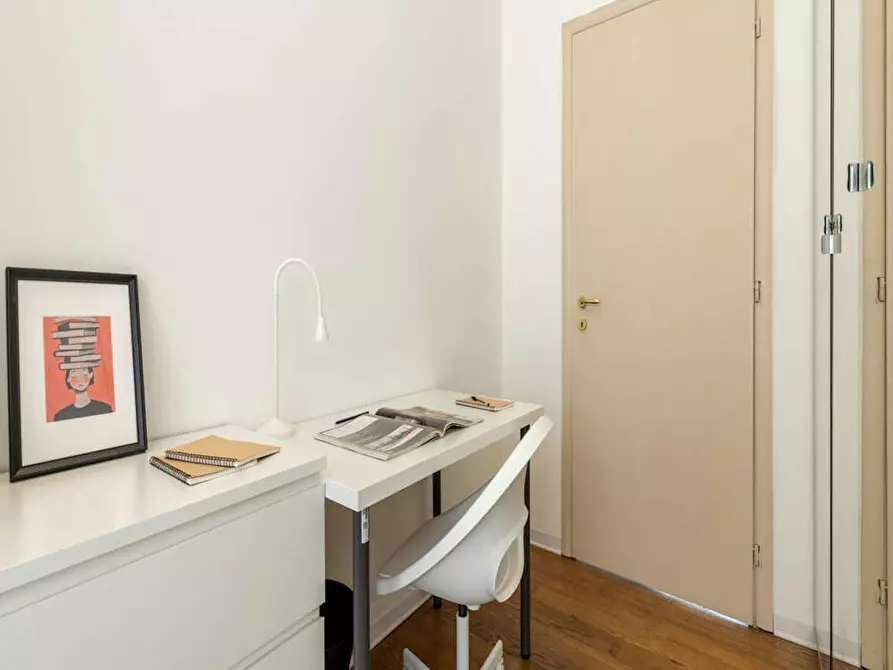 Immagine 7 di Camera in affitto  in Via Giovanni Battista Pergolesi a Milano