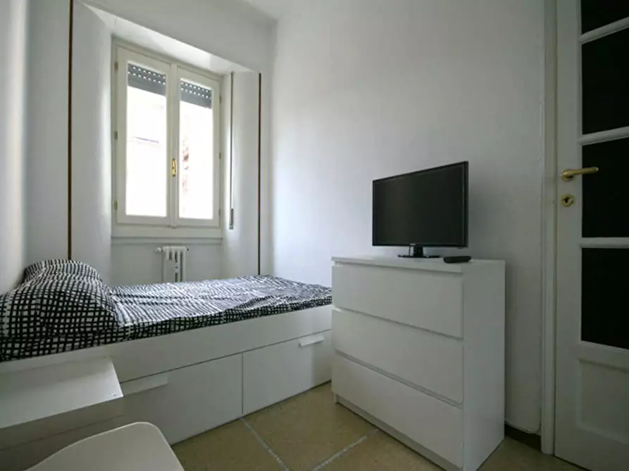 Immagine 2 di Camera in affitto  in Piazzale Bacone a Milano