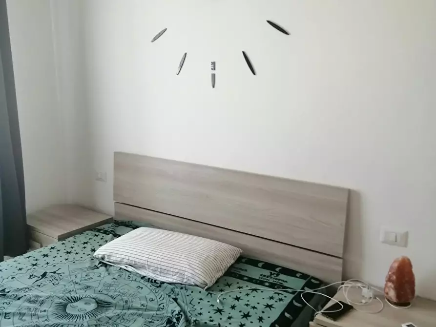 Immagine 1 di Camera in affitto  in Via Volturno a Milano