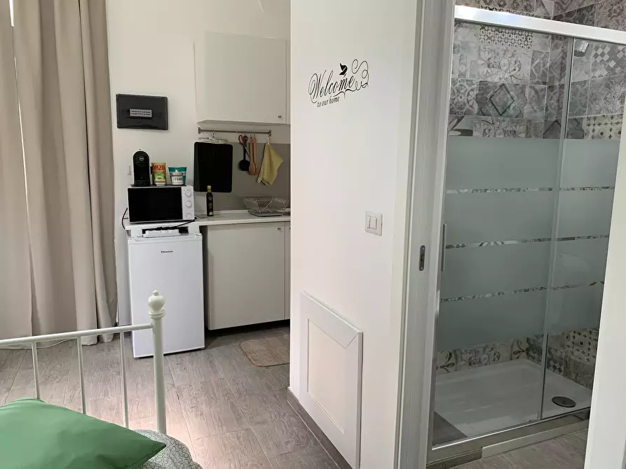 Immagine 7 di Casa indipendente in affitto  in Via Santa Maria dell'Aiuto a Catania