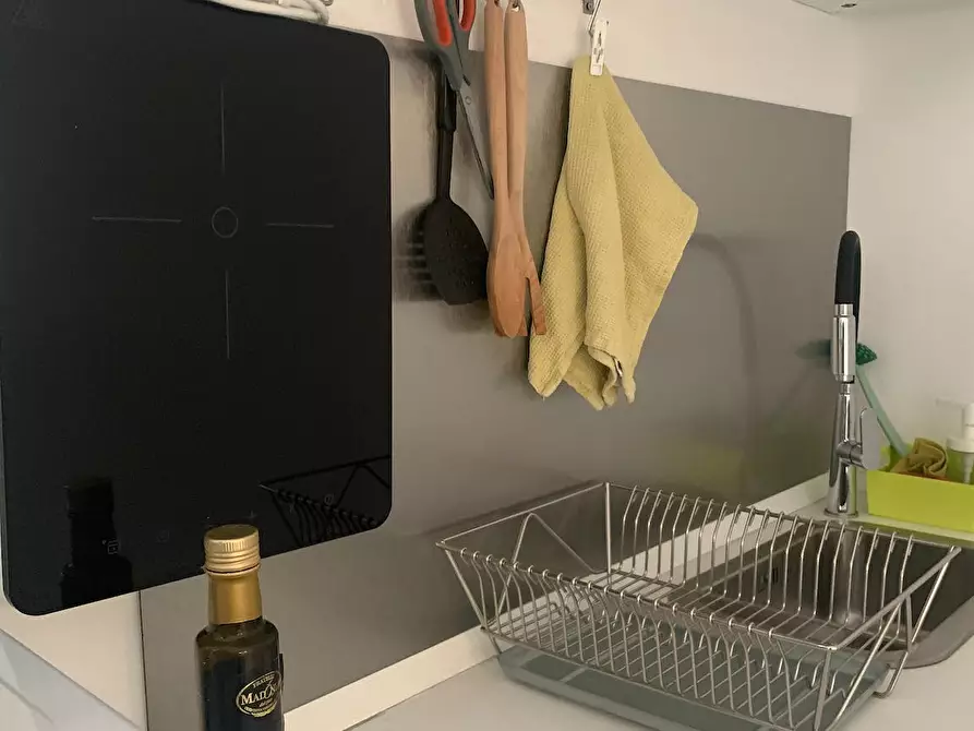 Immagine 5 di Casa indipendente in affitto  in Via Santa Maria dell'Aiuto a Catania