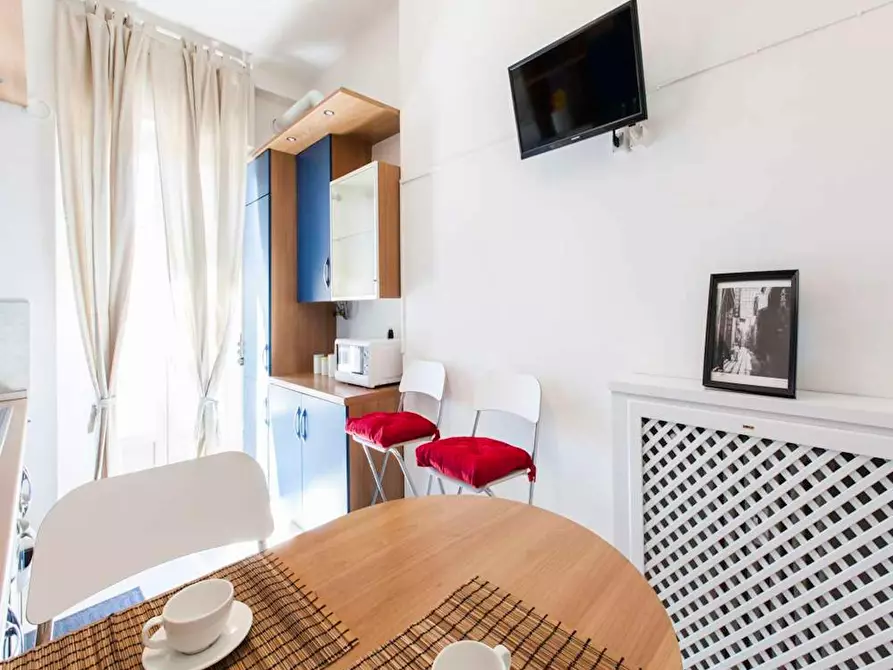 Immagine 9 di Camera in affitto  in Viale Emilio Caldara a Milano