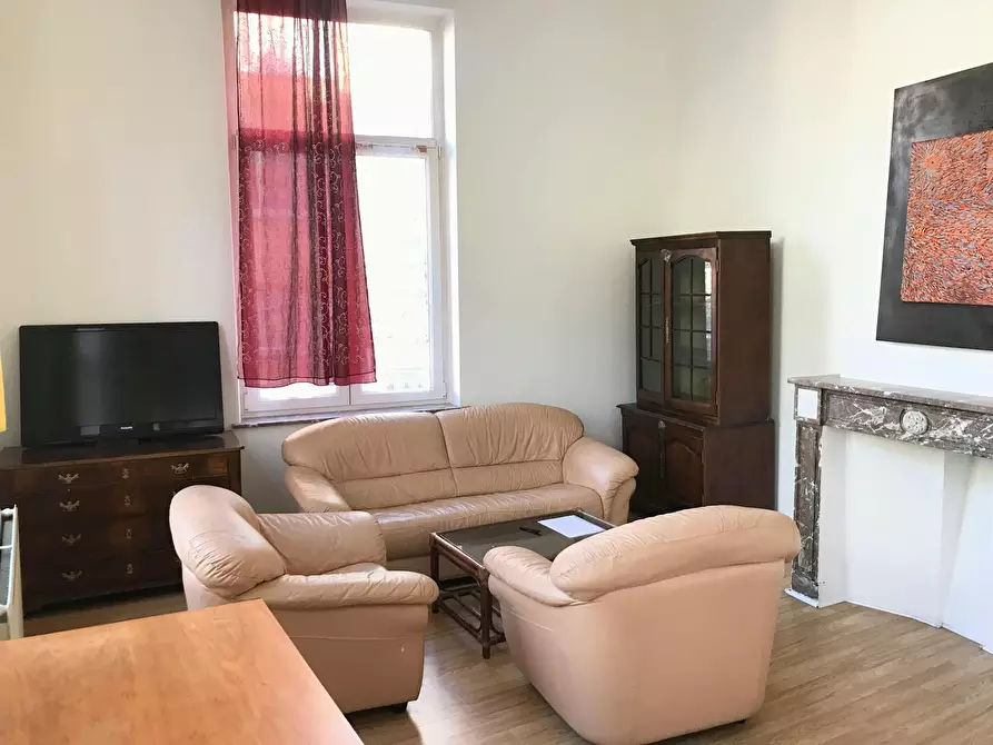 Immagine 1 di Appartamento in affitto  in Rue Saint-Bernard a Saint-Gilles
