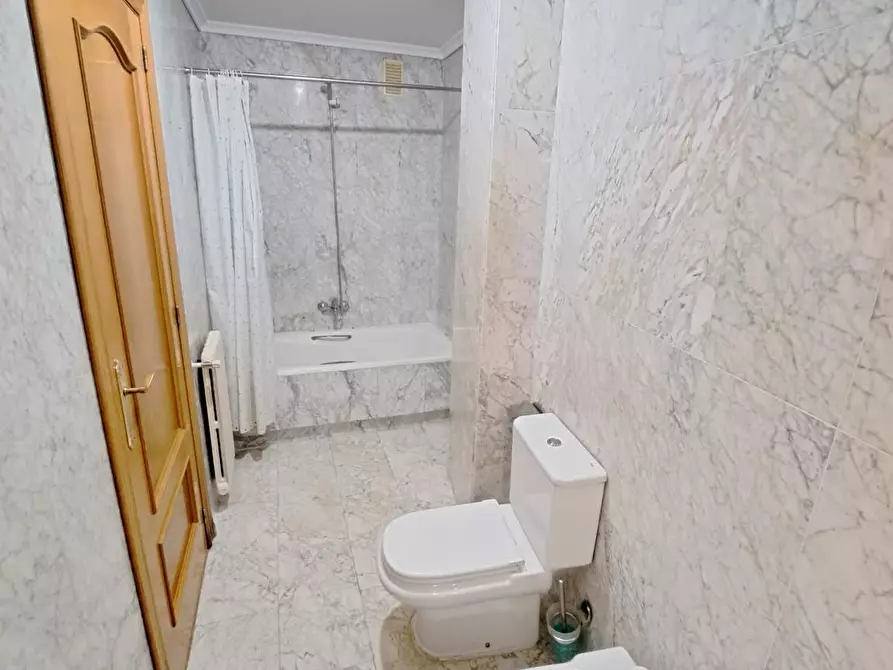 Immagine 5 di Camera in affitto  in Calle La Cruz a Albacete