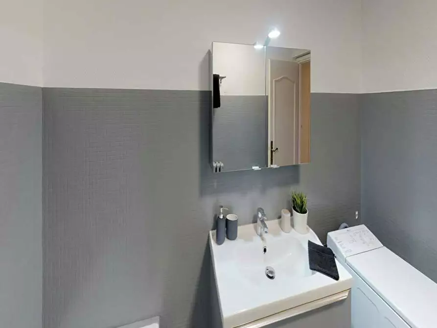 Immagine 10 di Camera in affitto  in Rue du Bazinghien a Lille