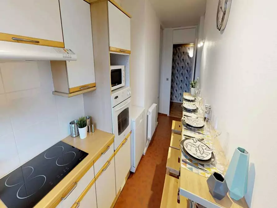 Immagine 9 di Camera in affitto  in Rue du Bazinghien a Lille