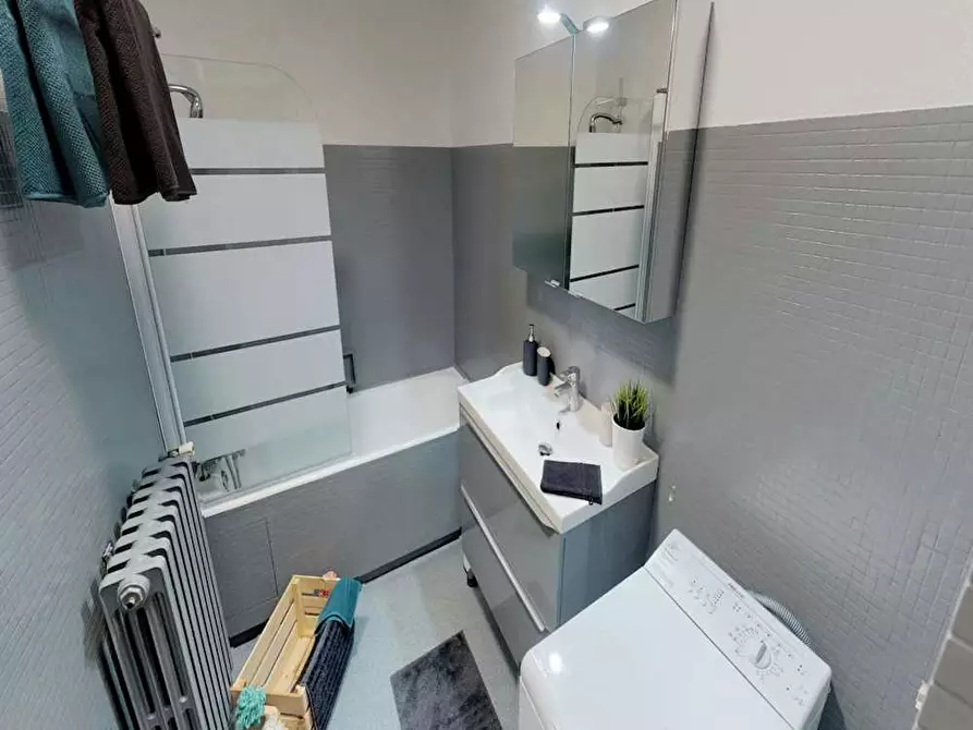 Immagine 8 di Camera in affitto  in Rue du Bazinghien a Lille