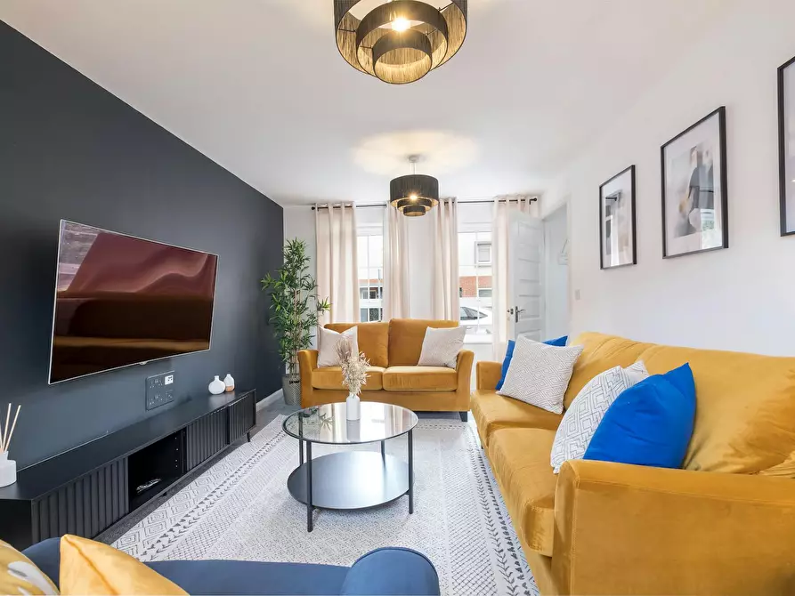 Immagine 9 di Casa indipendente in affitto  in Drake Avenue a 