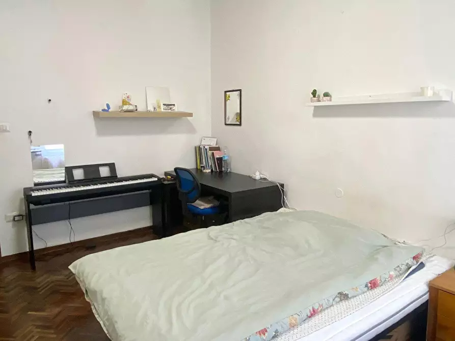 Immagine 2 di Camera in affitto  in Piazza Ghiaia a Parma