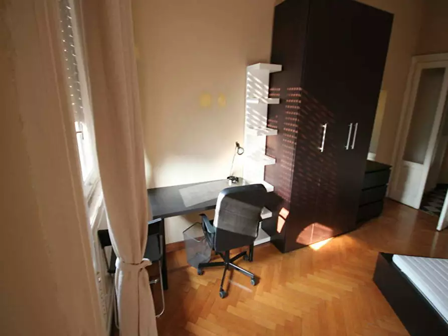 Immagine 8 di Camera in affitto  in Piazza Maria Adelaide di Savoia a Milano