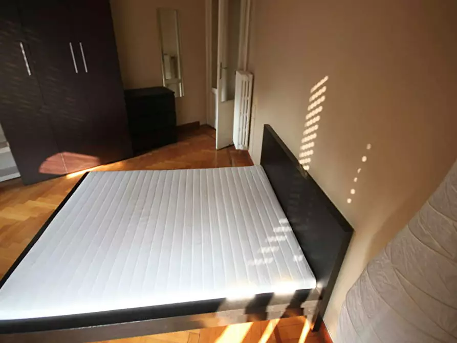 Immagine 2 di Camera in affitto  in Piazza Maria Adelaide di Savoia a Milano