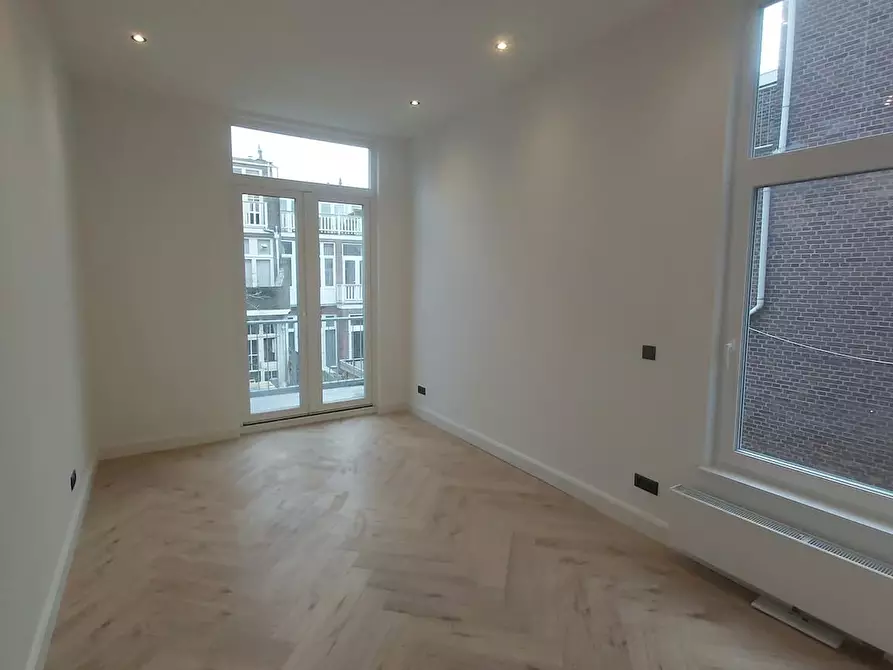 Immagine 10 di Appartamento in affitto  in Anton de Haenstraat a 's-Gravenhage