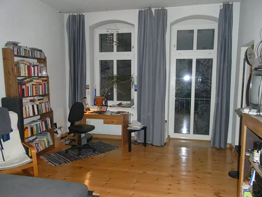 Immagine 6 di Appartamento in affitto  in Schliemannstraße a Berlin