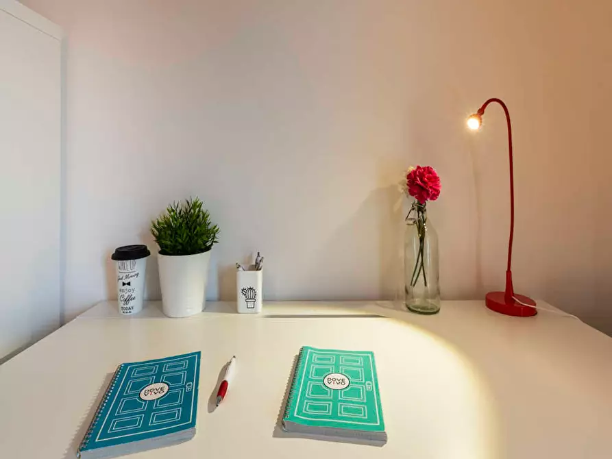 Immagine 8 di Camera in affitto  in Via Giovanni Cagliero a Milano