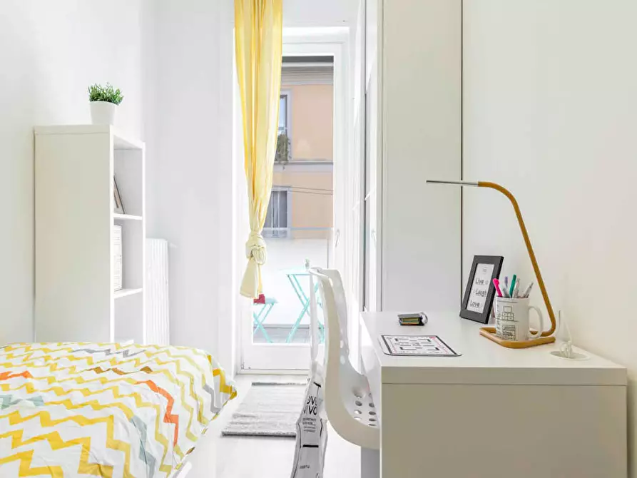 Immagine 1 di Camera in affitto  in Via Amatore Sciesa a Milano