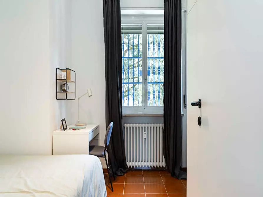 Immagine 3 di Camera in affitto  in Via Dalmazia a Milano