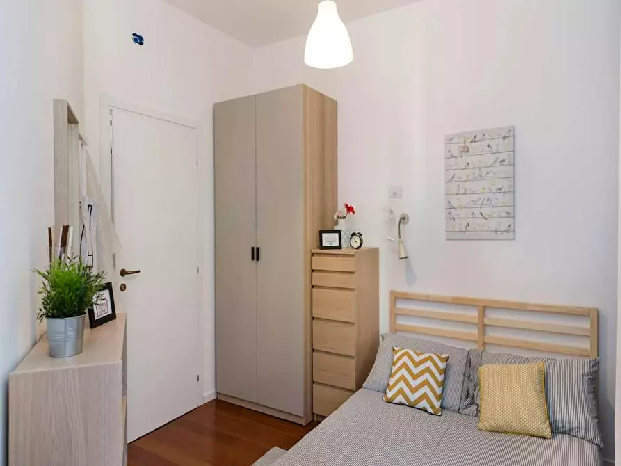 Immagine 5 di Camera in affitto  in Via San Vincenzo a Milano