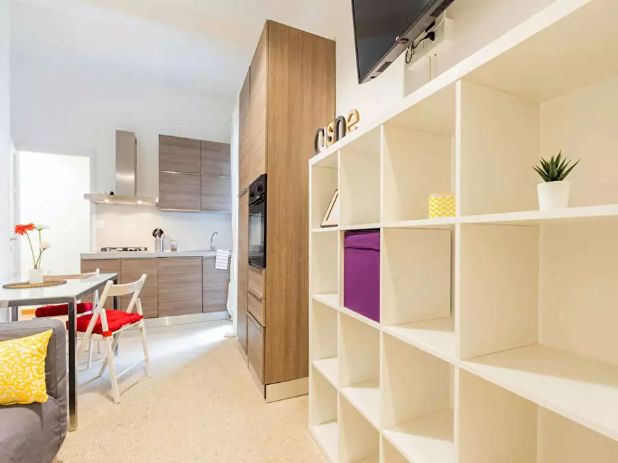 Immagine 9 di Camera in affitto  in Via Galileo Galilei a Milano