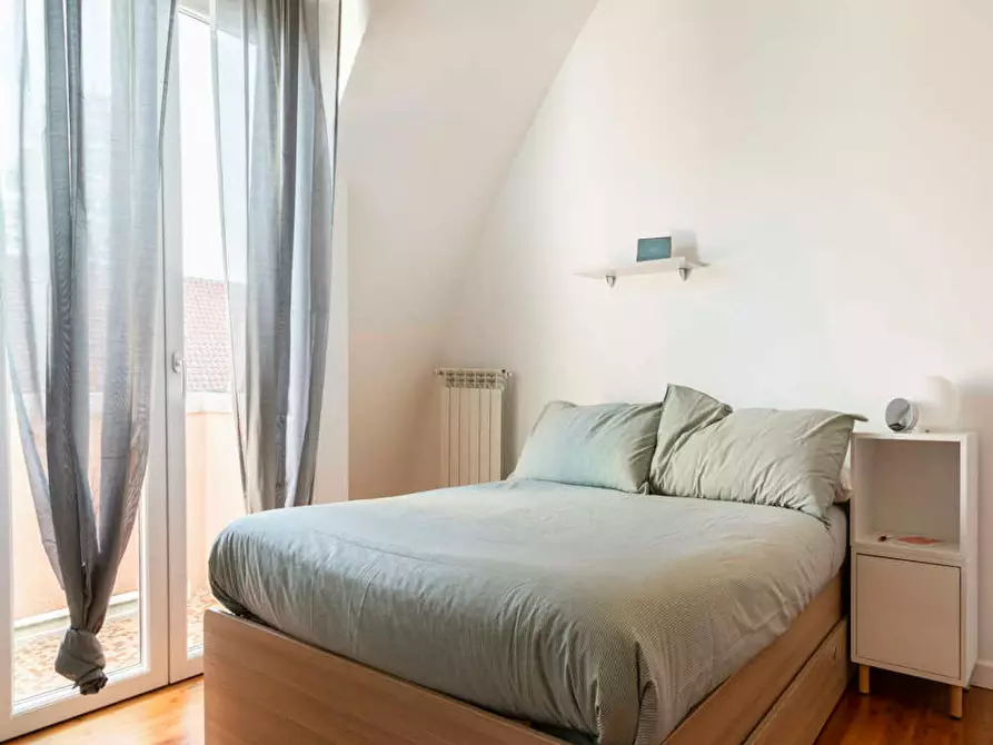 Immagine 8 di Camera in affitto  in Via Carmagnola a Milano