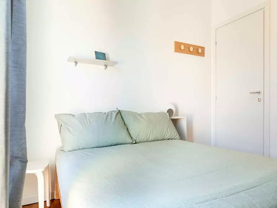 Immagine 1 di Camera in affitto  in Via Carmagnola a Milano