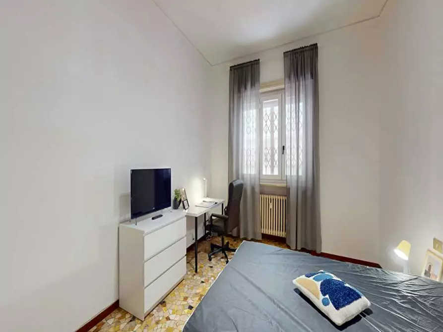 Immagine 4 di Camera in affitto  in Via Anco Marzio a Milano