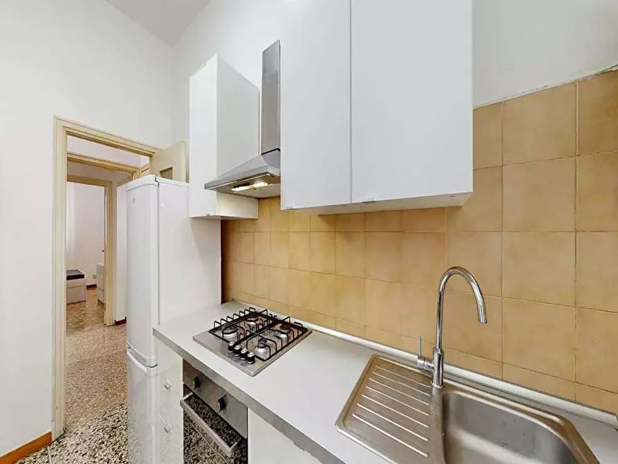 Immagine 6 di Camera in affitto  in Via Anco Marzio a Milano