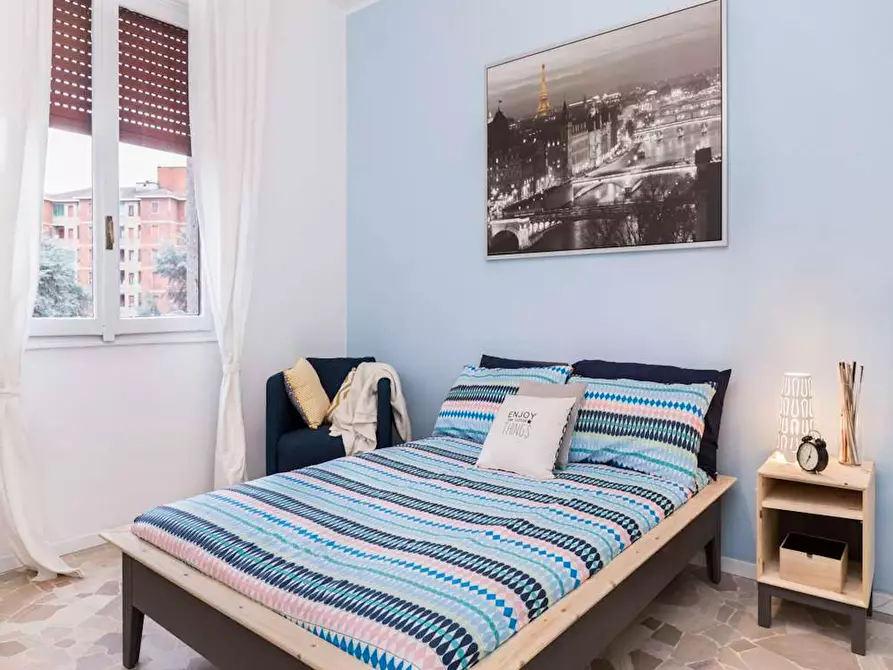 Immagine 2 di Camera in affitto  in Largo Cavalieri di Malta a Milano