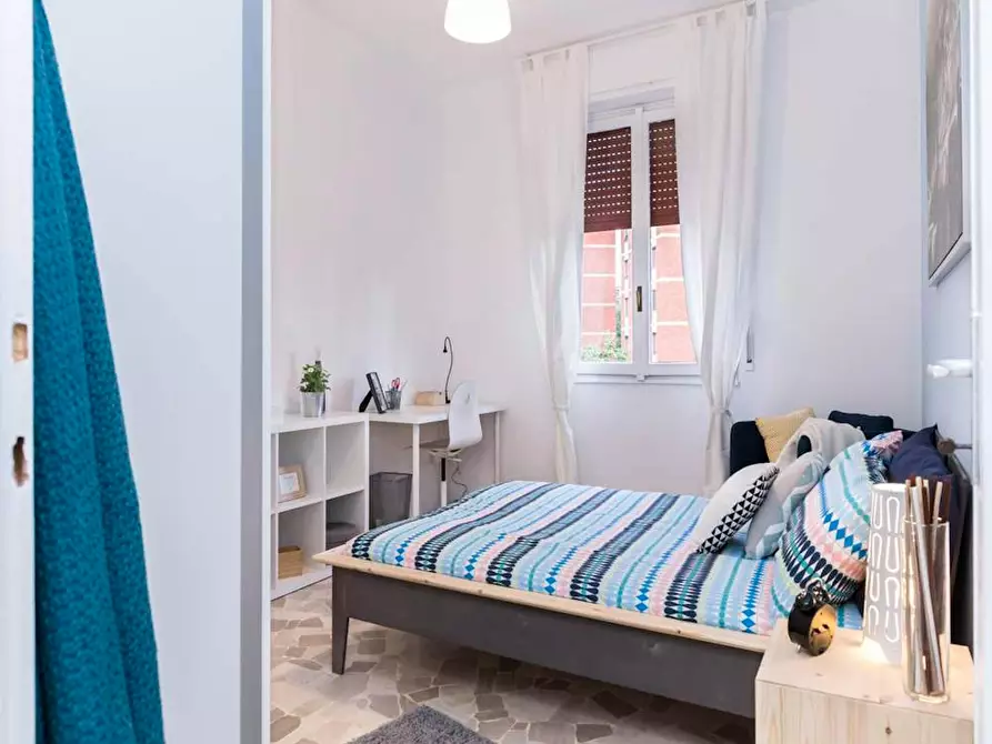 Immagine 5 di Camera in affitto  in Largo Cavalieri di Malta a Milano