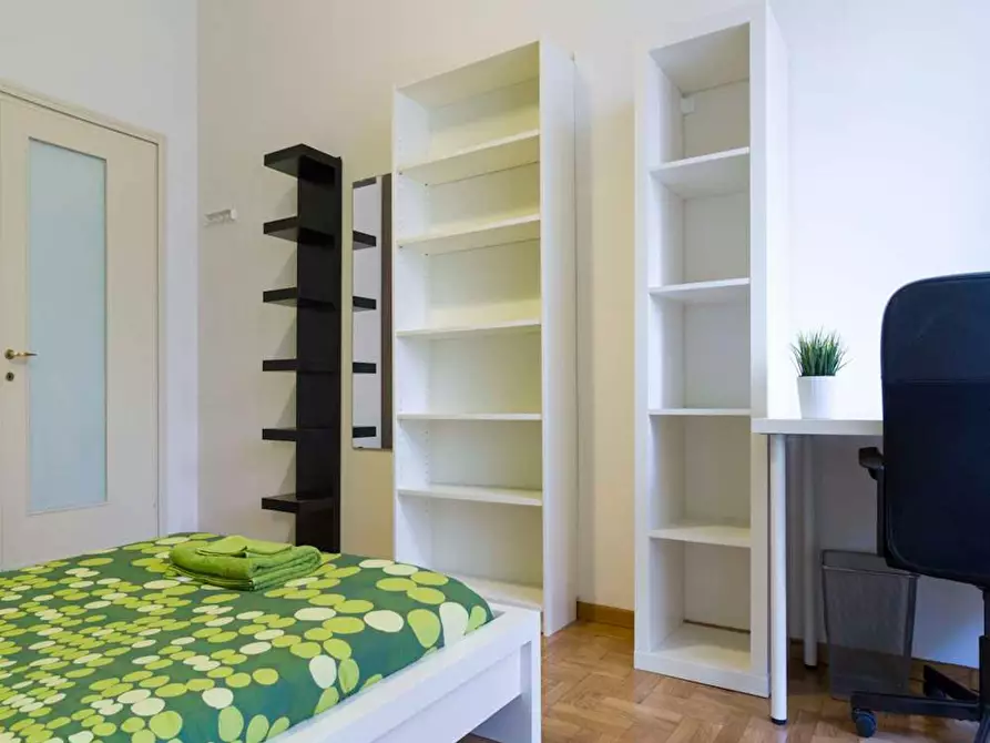 Immagine 3 di Camera in affitto  in Corso San Gottardo a Milano