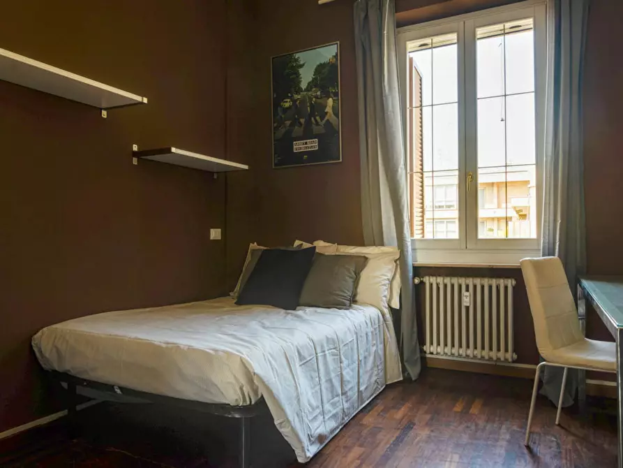 Immagine 1 di Camera in affitto  in Piazza Umanitaria a Milano