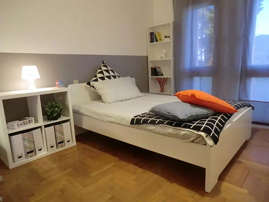 Immagine 1 di Camera in affitto  in Via Vecchia a Padova