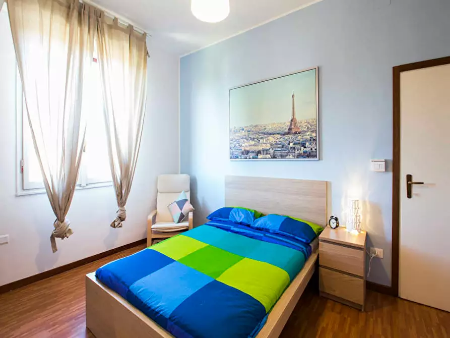 Immagine 2 di Camera in affitto  in Via Salvatore Barzilai a Milano