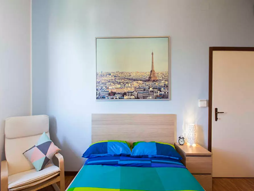 Immagine 1 di Camera in affitto  in Via Salvatore Barzilai a Milano