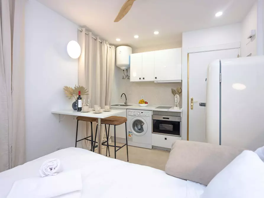 Immagine 9 di Appartamento in affitto  in Calle de Vallehermoso a Madrid