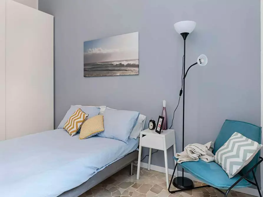 Immagine 1 di Camera in affitto  in Largo Cavalieri di Malta a Milano