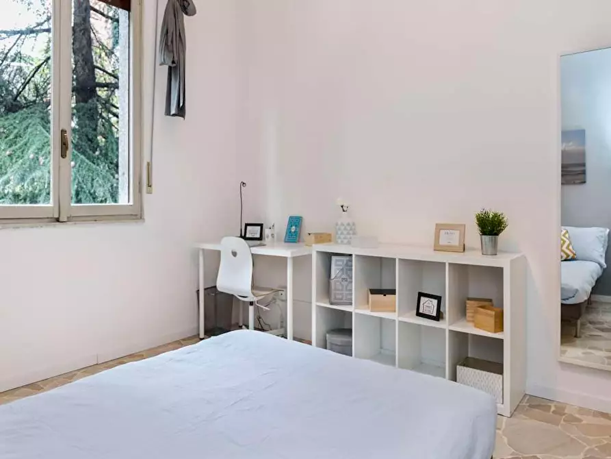 Immagine 5 di Camera in affitto  in Largo Cavalieri di Malta a Milano
