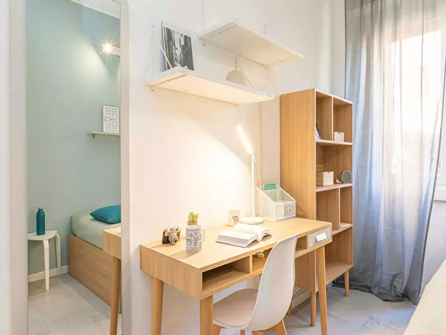 Immagine 4 di Camera in affitto  in Viale Monte Ceneri a Milano