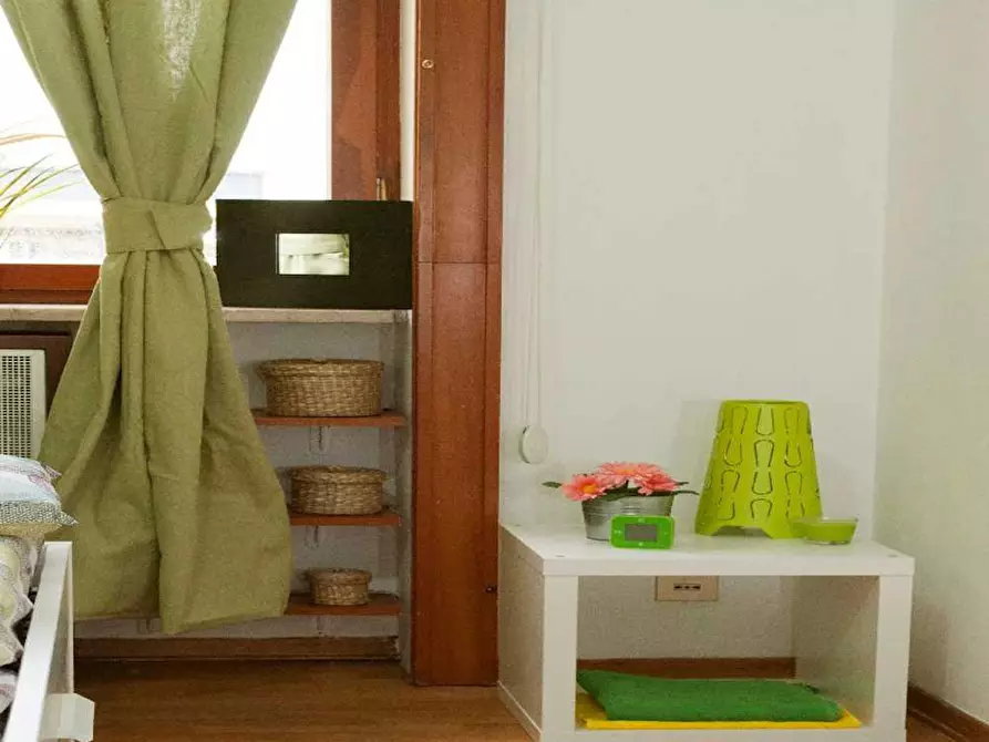 Immagine 2 di Camera in affitto  in Via Andrea Costa a Milano