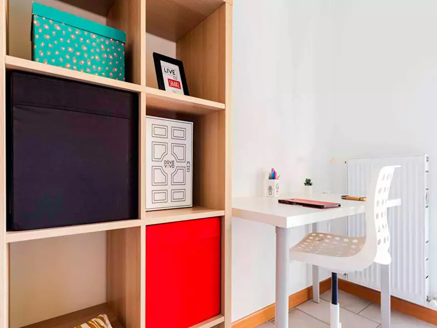 Immagine 6 di Camera in affitto  in Via Fiume delle Perle a Roma