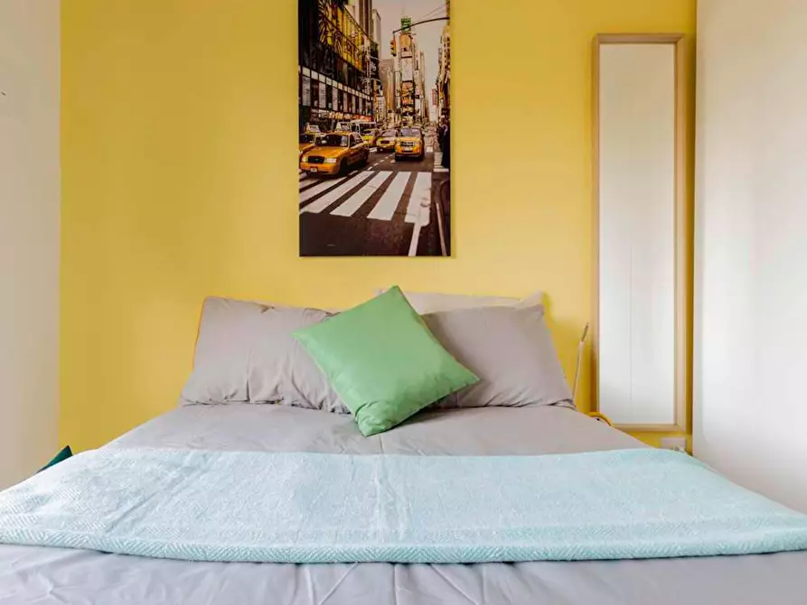 Immagine 4 di Camera in affitto  in Via Fiume delle Perle a Roma