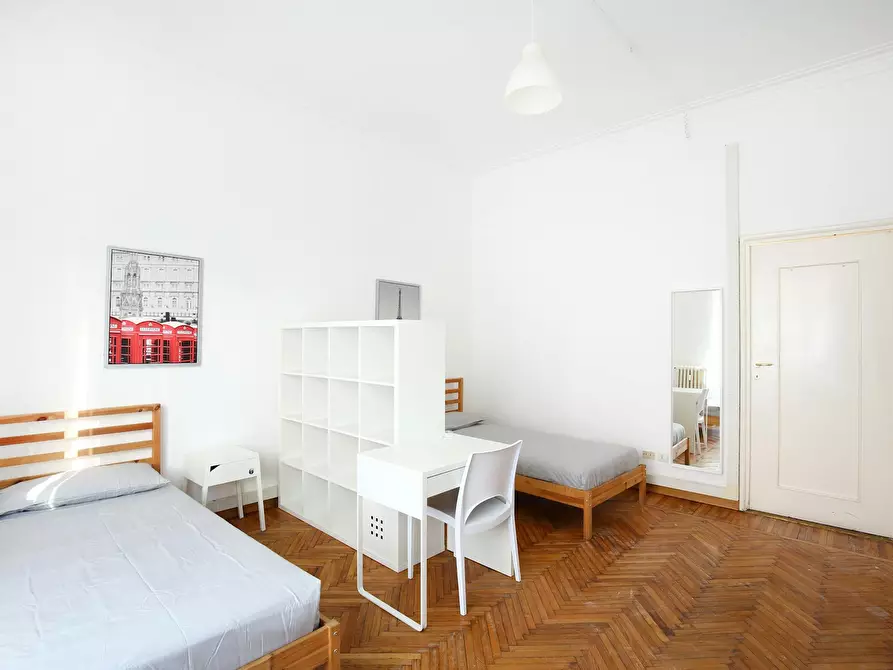 Immagine 10 di Camera condivisa in affitto  in Via Raimondo Franchetti a Milano